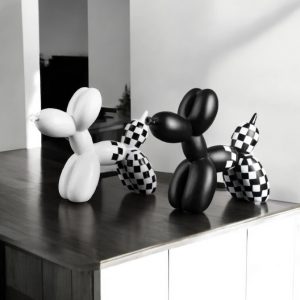 Chequered Flag Resin Balloon Dog